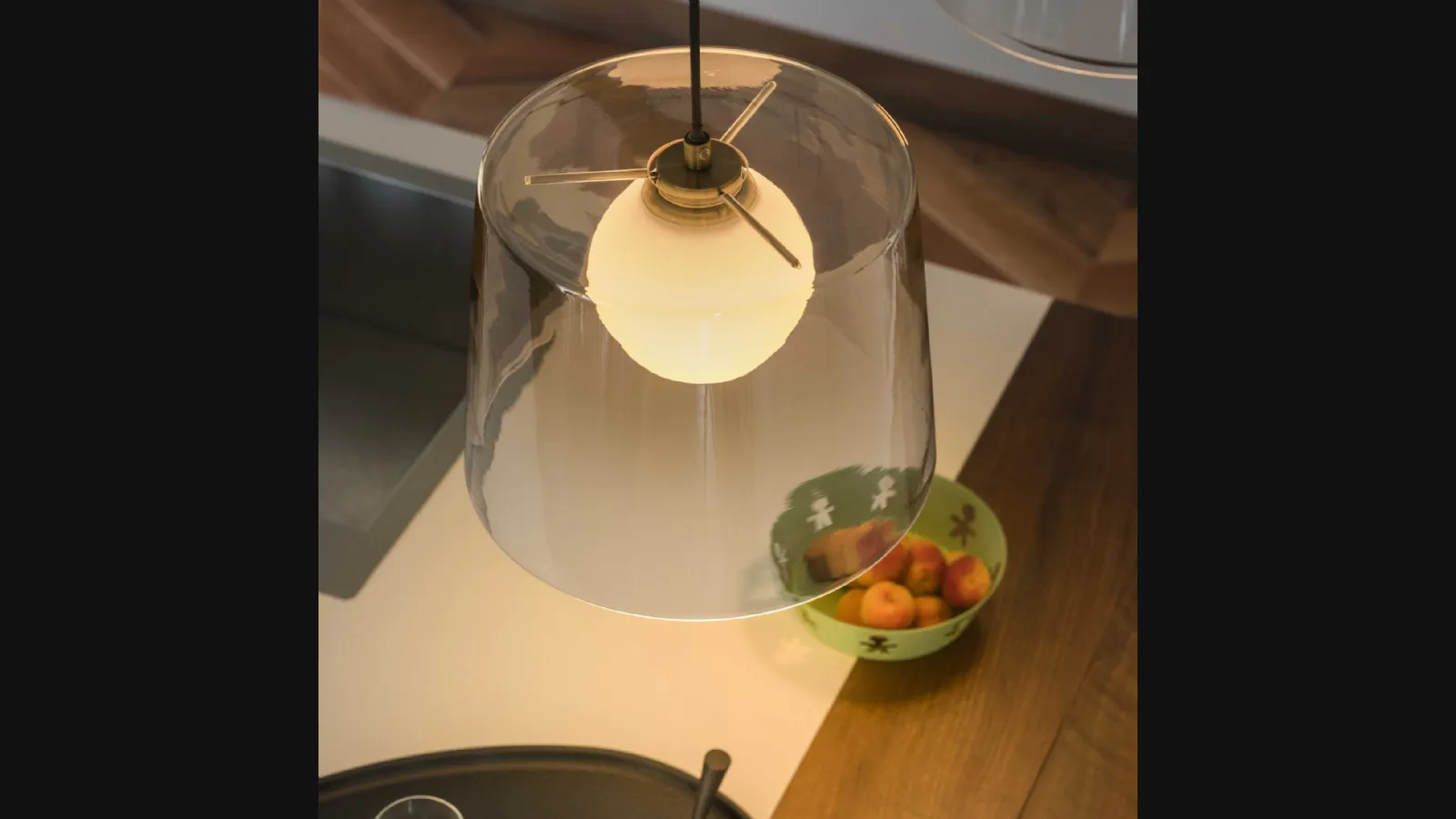 Lampada a sospensione Fade in vetro soffiato di Ideal Lux